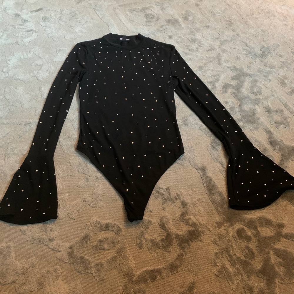 FashionNova Sequence Bodysuit ✨